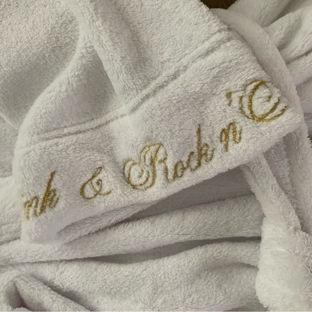 Victoria’s Secret PINK Rock Royalty plush soft Embroidered Bath Robe - Picture 10 of 16